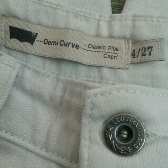 LEVI'S DEMI CURVE CAPRI JEANS STRETCH VERY CONFY - Picture 2 of 7